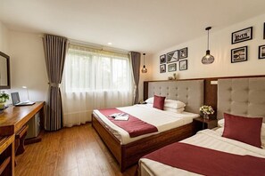 Minibar, in-room safe, individually decorated, individually furnished - NT Elysian hotel (Hanoi)