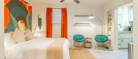 Silitysrauta/-lauta, ilmainen Wi-Fi, vuodevaatteet