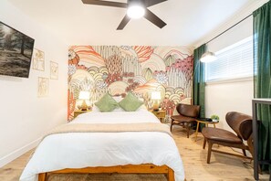 Iron/ironing board, WiFi, bed sheets