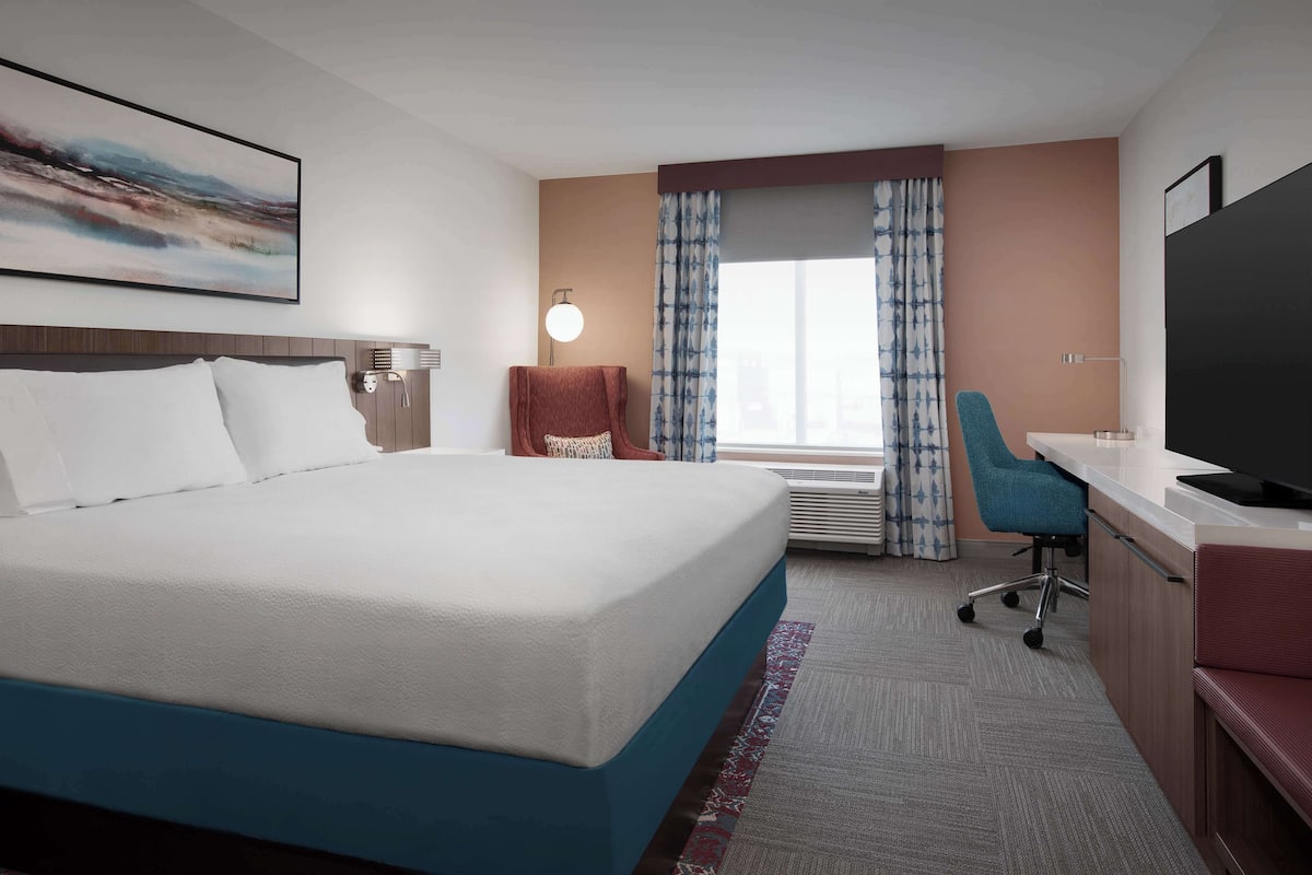 Iron/ironing board, WiFi