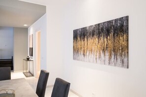 Interior - Spacious penthouse with gym in historic building, near the Colosseum (Roma)