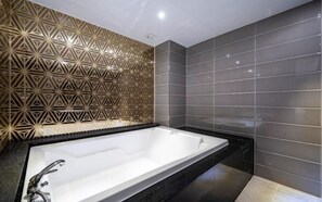 Free WiFi, bed sheets - Changwon Hotel Baba (Changwon)