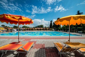 Utomhuspool