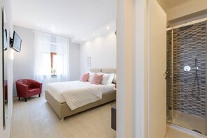 2 chambres, fer et planche Ă repasser, Wi-Fi, draps fournis