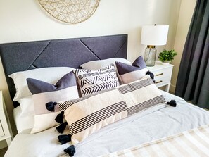 2 bedrooms, desk, iron/ironing board, travel crib