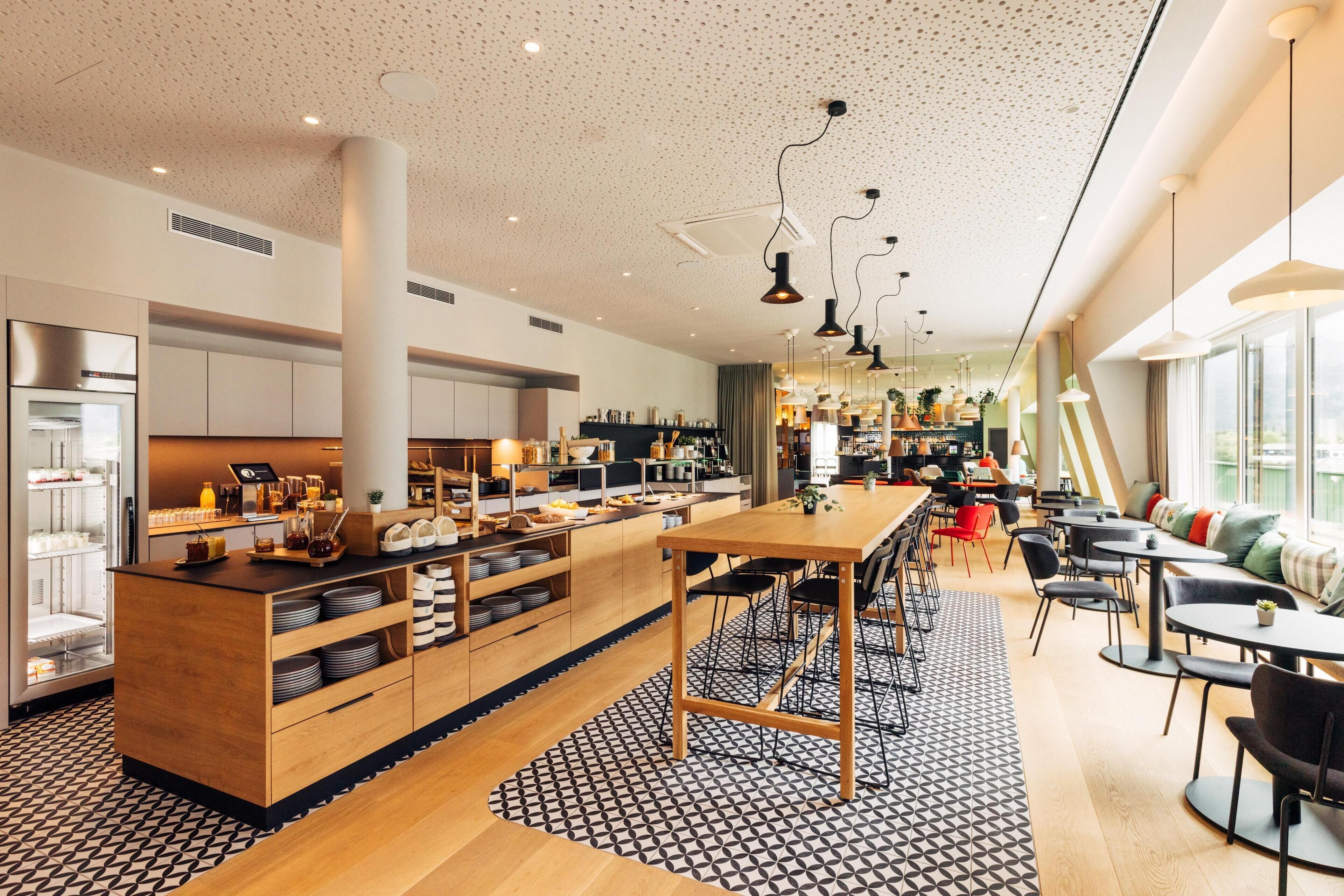 Daily buffet breakfast (EUR 16 per person)