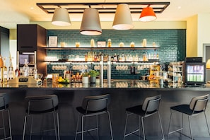 Bar (in der Unterkunft)