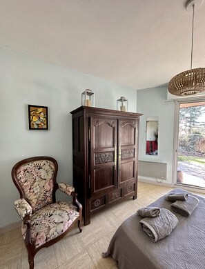 5 多间卧室、熨斗/熨衣板、WiFi、床单