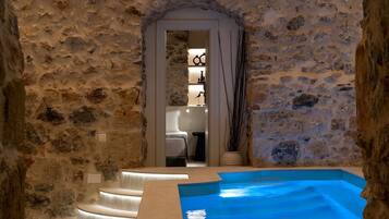 Piscina interna