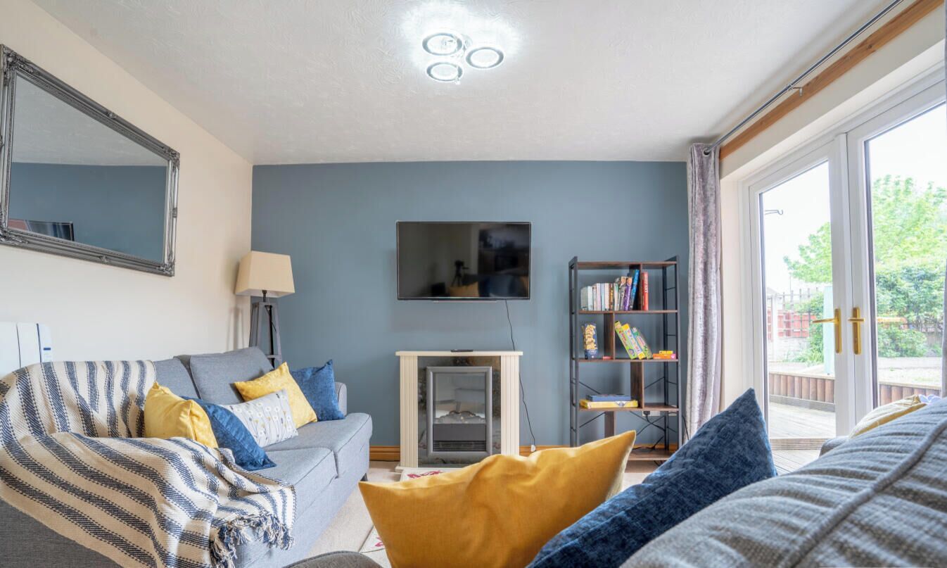 Smart TV, books