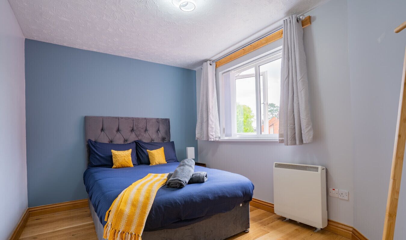 4 bedrooms, iron/ironing board, free WiFi