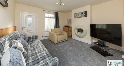 Rocester Rest - Near to JCB+Alton Towers, Netflix