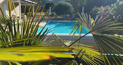 Maison de Vacances Avec Piscine Proche du Village des Vans au Cœur des Cévennes