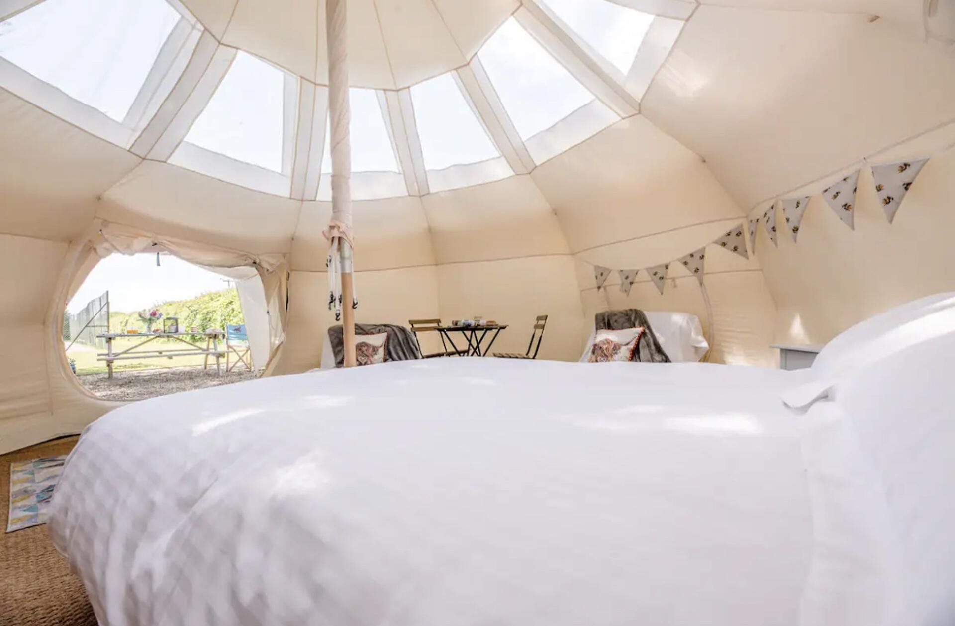 Cabin | 1 phòng ngủ, bộ trải giường 