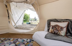 Cabin | 1 bedroom, bed sheets