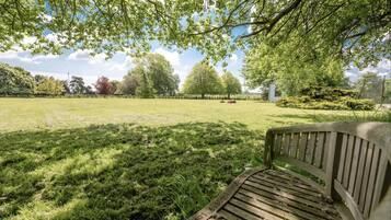 Cabin | Property grounds