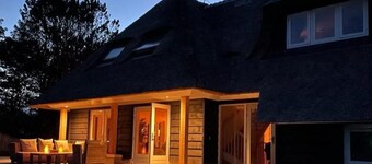 Grauwe Duun, a beautiful villa for 10 people close to the beach entrance.