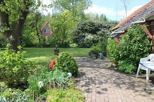 Freistehendes Ferienhaus mit Großem Garten