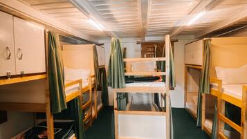 Basic Shared Dormitory, Mixed Dorm | Kalis bunyi, Wi-fi percuma