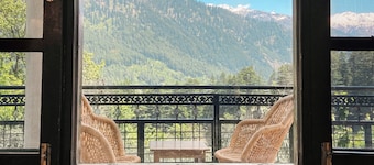 Jungle by sturmfrei Manali