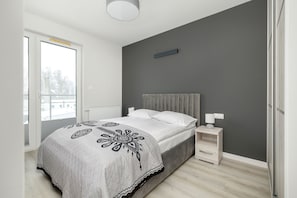 Lejlighed - 1 soveværelse - balkon - ved bjerg | 1 soveværelse, sengetøj