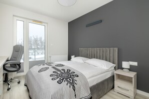 Apartment, 1 Bedroom, Balcony, Mountainside | 1 bedroom, bed sheets - Apartment in Zakopane & SPA by Renters (Zakopane)