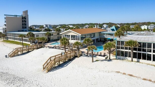 Exterior - Dunes King Room Oceanfront Views (Pawleys Island)