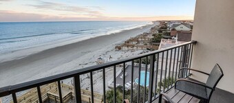 Beaches and Dreams 6th Flr Oceanfront Room