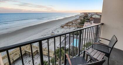 Beaches and Dreams 6th Flr Oceanfront Room