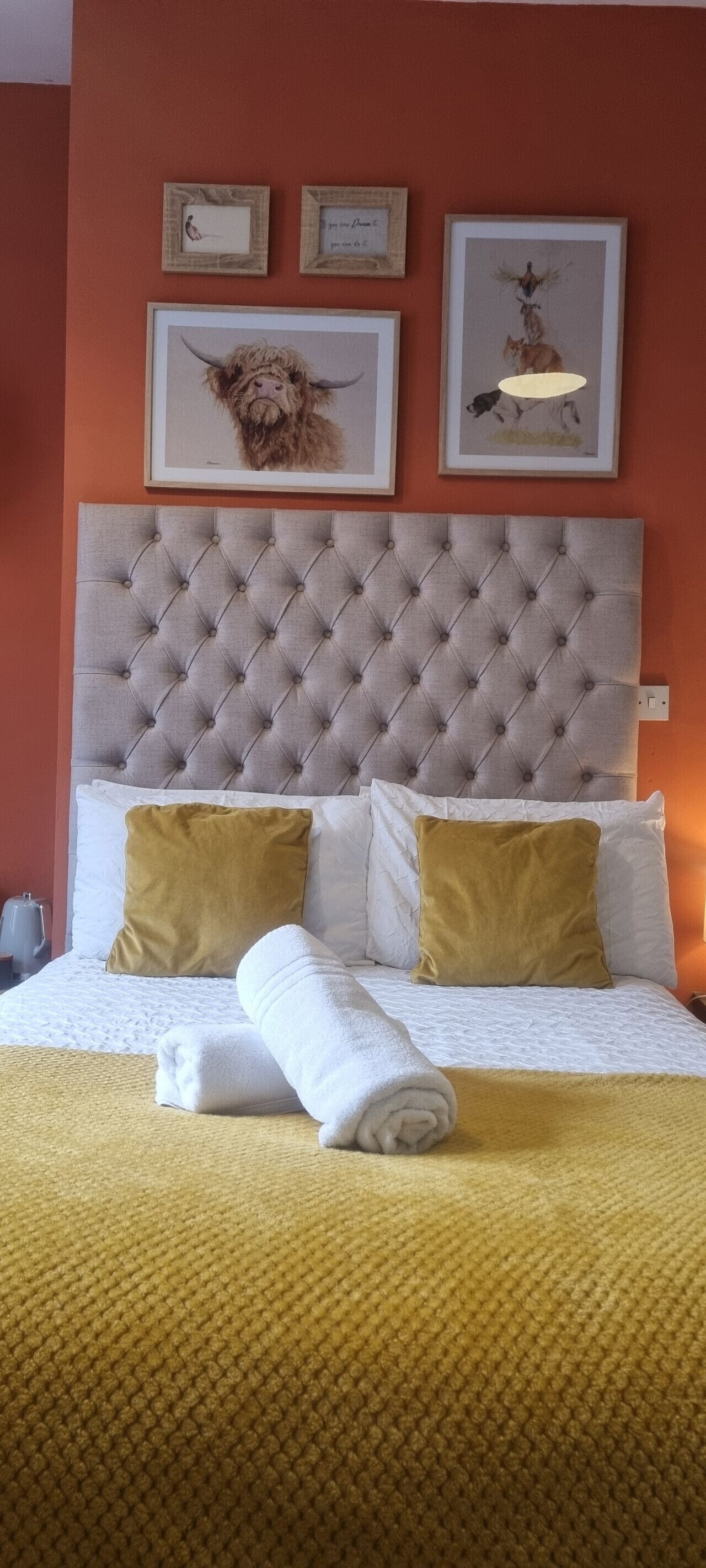 Schreibtisch, Bügeleisen/Bügelbrett, WLAN, Bettwäsche