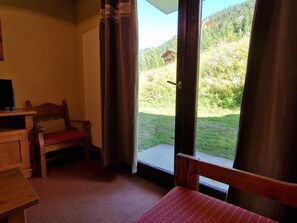 Interior - 2-room apt, near slopes, 4 pers, Valfréjus (Valfréjus)