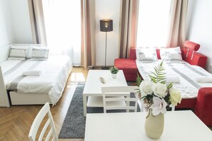 2 bedrooms, iron/ironing board, WiFi - Stay One Step From Opera   Andr  ssy avenue (Budapest)