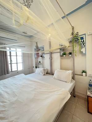 Chambres insonorisées, Wi-Fi gratuit, draps fournis