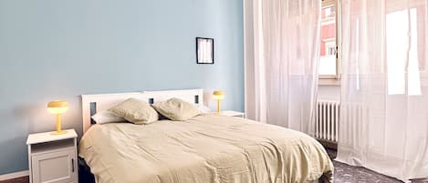 2 bedrooms, WiFi, bed sheets, wheelchair access
