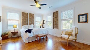 7 Schlafzimmer, Bügeleisen/Bügelbrett, WLAN, Bettwäsche