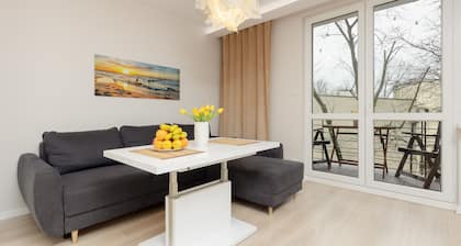 Łodź One Bedroom & Balcony by Renters