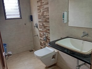 Shower - Jungle by sturmfrei Vagator (Vagator)