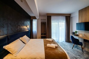 2 chambres, bureau, fer et planche à repasser, Wi-Fi