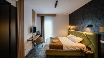 1 bedroom, iron/ironing board, WiFi