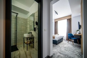 1 bedroom, desk, iron/ironing board, WiFi - GBU Home Timisoara Azure 401 (Timișoara)