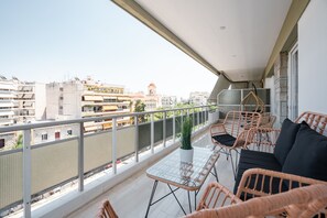 Luxury Apartment | Balcony view - Luxury Apartment near Floisvos Marina (Piraeus)
