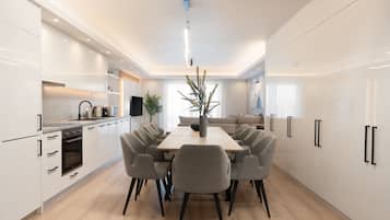 Luxury Apartment | Dining room