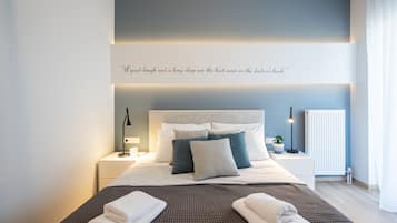 Luxury Apartment | 4 bedrooms, memory-foam beds, in-room safe, individually decorated