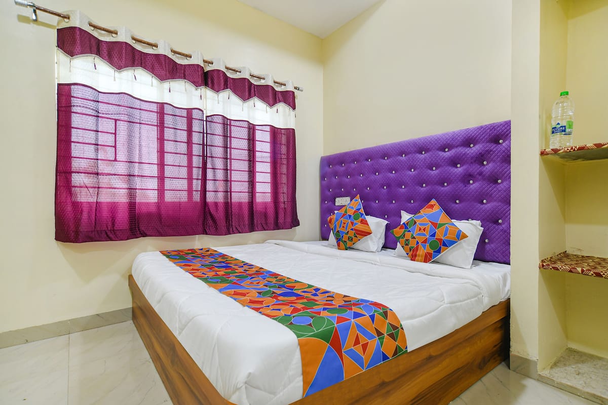 Deluxe Room | Egyptian cotton sheets, premium bedding, in-room safe, free WiFi
