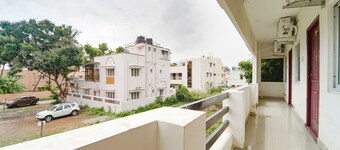 FabExpress Clover Castle