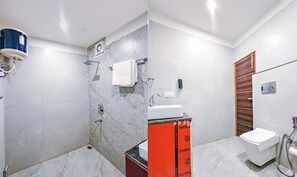 Familjerum | Badrum | Dusch, regndusch, gratis toalettartiklar och handdukar