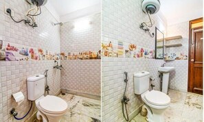 Deluxe Room | Bathroom