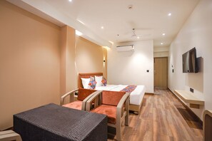 埃及棉床单、高档床上用品、客房内保险箱、免费 WiFi