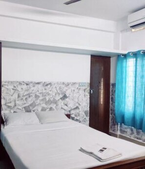 Sengetøy i egyptisk bomull, sengetøy av topp kvalitet og safe på rommet