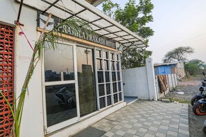 Entrada al alojamiento